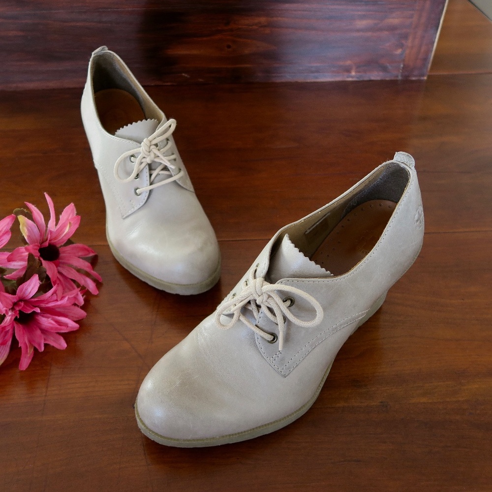 Dr. Martens “Mimi” Taupe Wedge Oxfords Sz 9